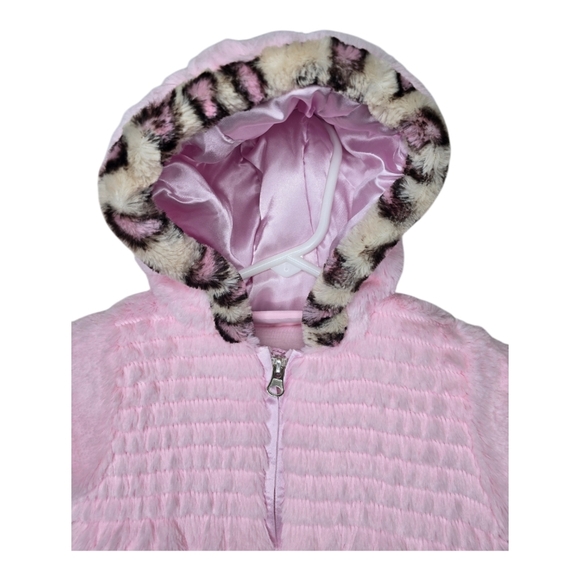 NWT Pistachio Baby Girl Snowsuit 6-9 Months Girl Zip Up Hooded Cheetah - Picture 3 of 8